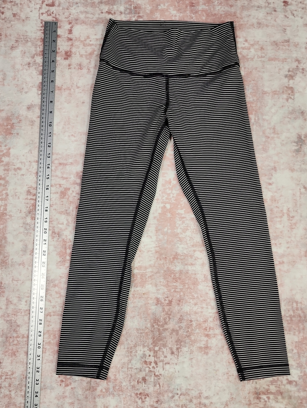 Lululemon Wunder Under High Rise Tight Hype Stripe Black White Leggings Size 8